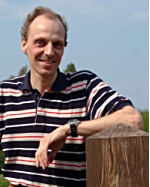 Dr Rainer Bruns